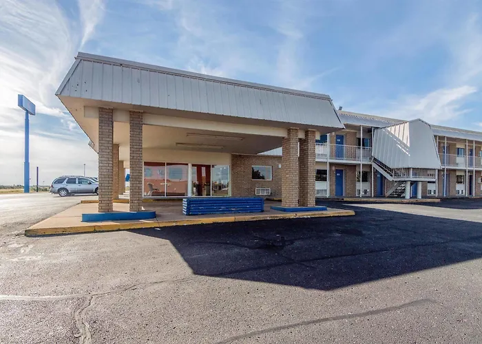 Motel 6-Clinton, Ok