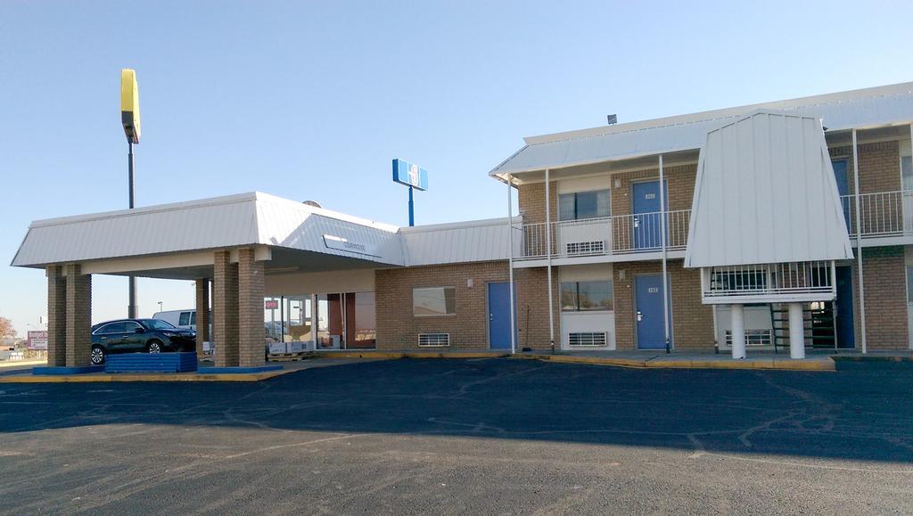 6-clinton, Ok Hotel 2*
