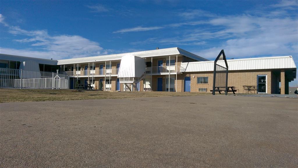 6-clinton, Ok 2* Clinton